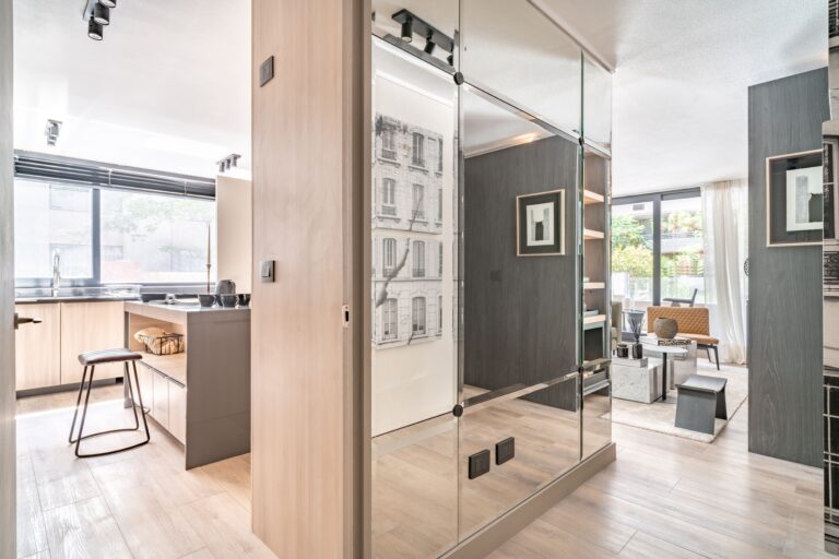 hall entrada depto piloto Crusoe las condes