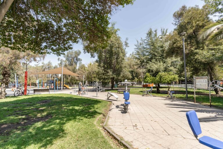 plaza juegos las condes